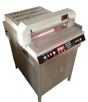 China Selbstpapierschneidemaschine der Zahl-Steuervollautomatische Schneidemaschine-450mm fournisseur