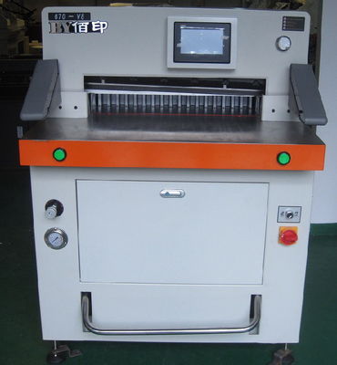 China 670mm halb automatische Schneidemaschine für Foto/PVC fournisseur